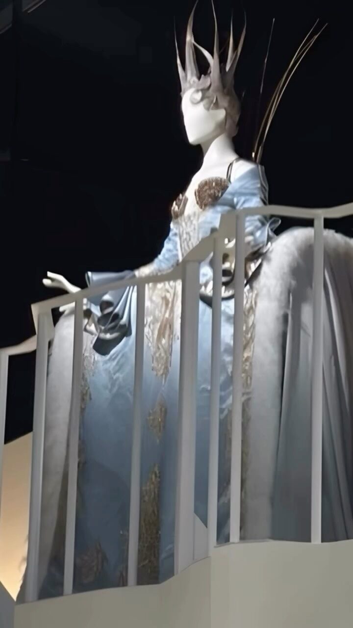 Instagram post from thegoodclothesshow. This post is in position 1.